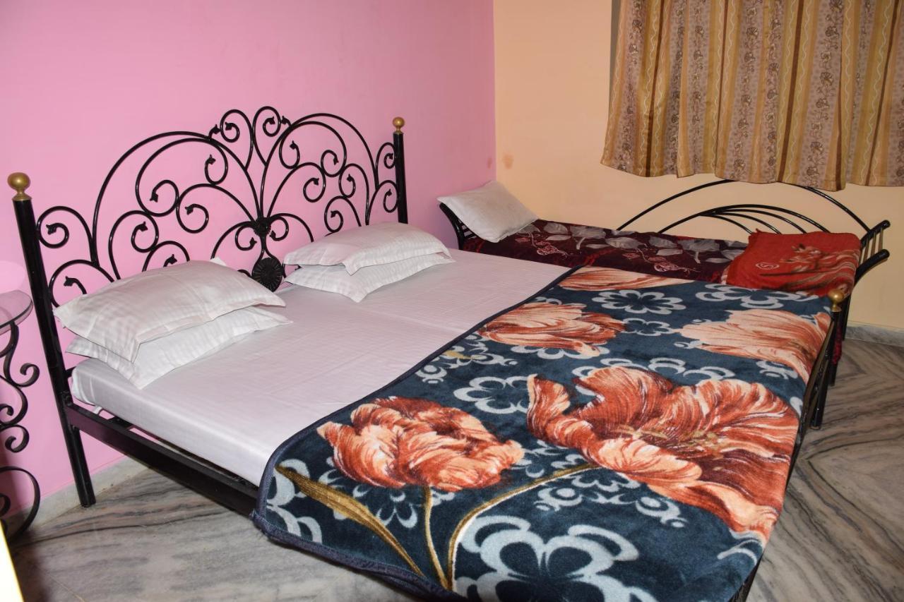 Hotel Deep Valley Mount Âbû Extérieur photo